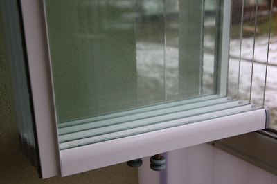 Technological differences that stand out in folding balcony glass systems.