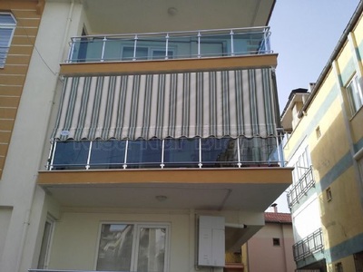 Markizy balkonowe – Stanowią oryginalny dodatek do fasady budynków, nadając im oryginalny wygląd.